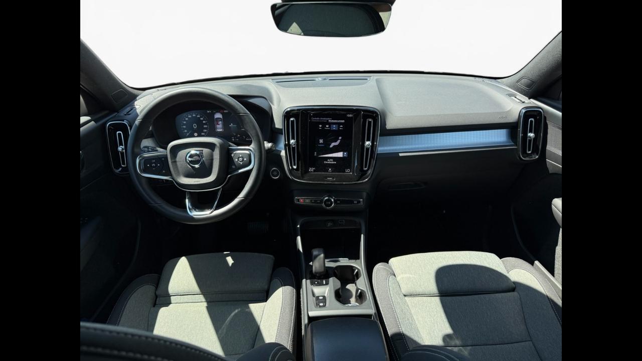 VOLVO XC40 2023 - XC40 1.5 t4 recharge phev Core auto
