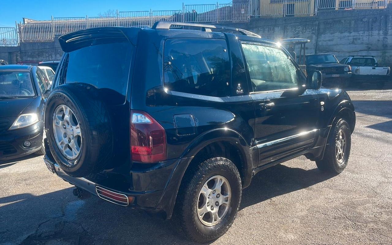 Mitsubishi Pajero 3.2 16V DI-D 3p. GLS