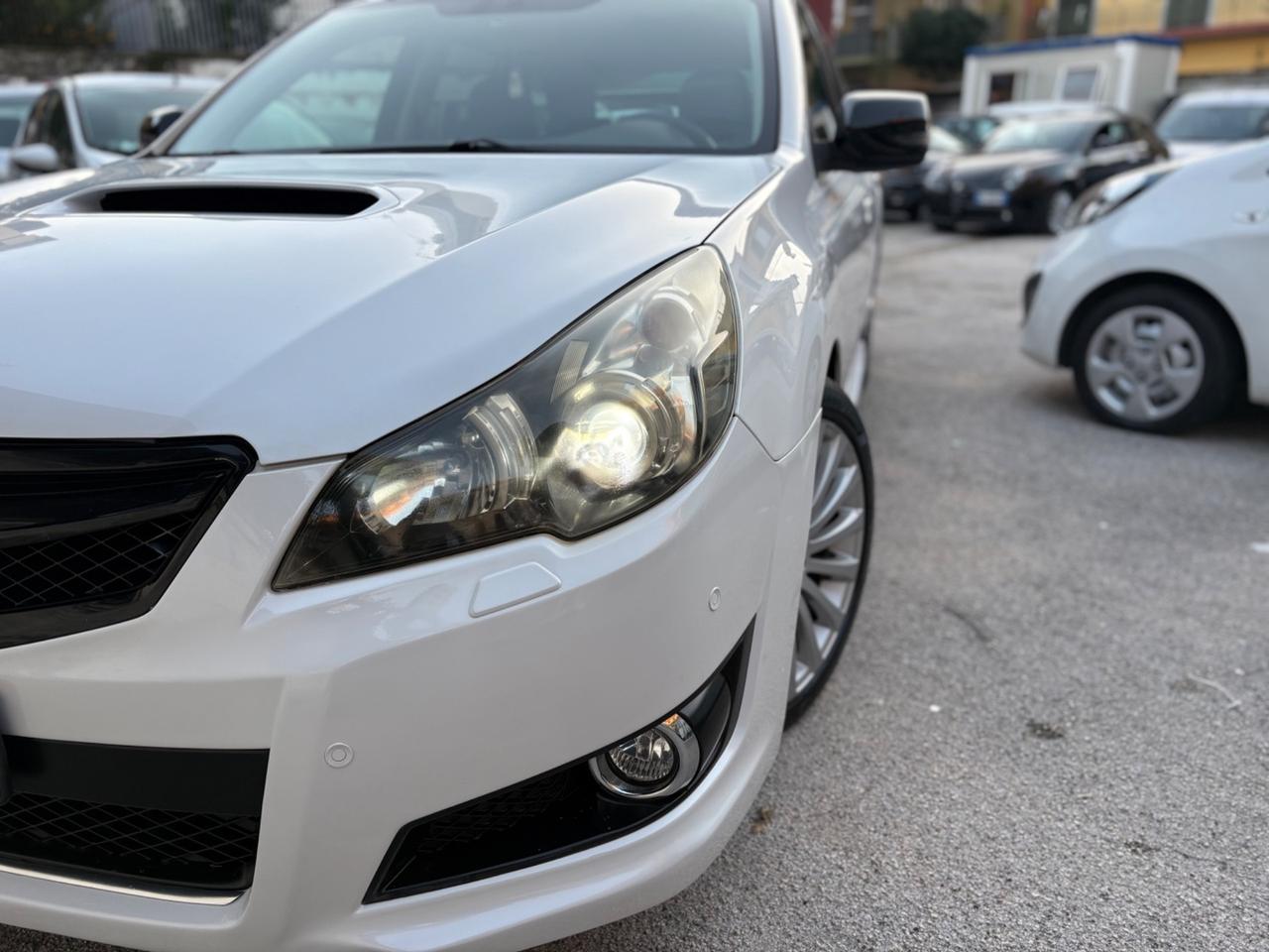 Subaru Legacy 2.0D 150cv TETTO NAVI CAM PELLE