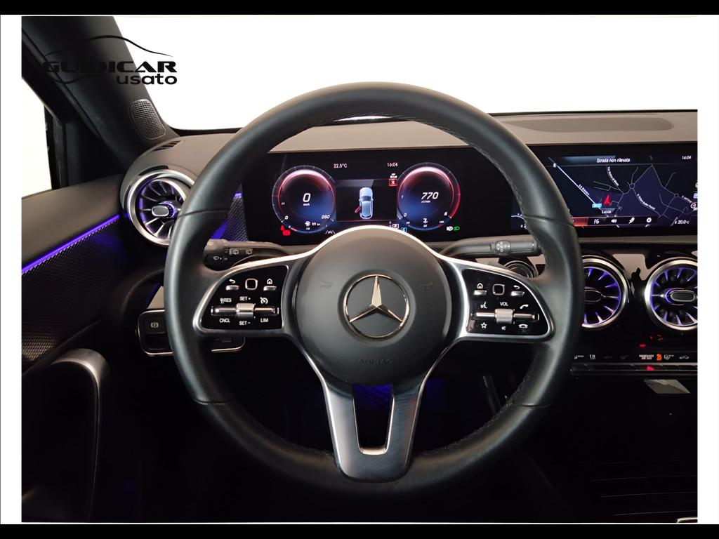 Mercedes-Benz Classe A - W177 2018 - A 180 d Sport Night edition Plus auto