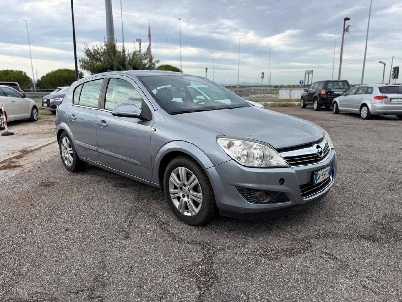 OPEL Astra 1.6 16V VVT 5p. Club