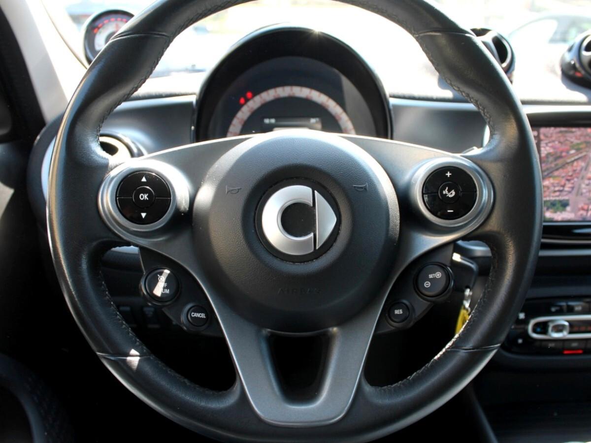 Smart ForFour EQ Passion Pdc Apple/Android UNIPRO IVA DEDUCIBILE