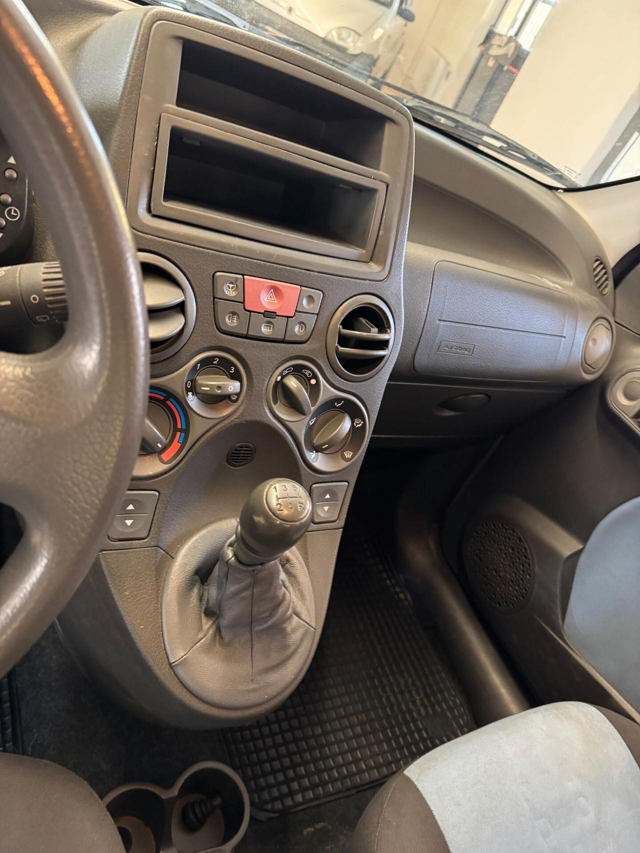 Fiat Panda 1.2 Dynamic NEOPATENTATI