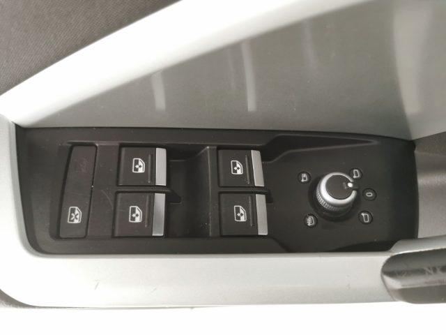 AUDI Q3 35 TDI S tronic Business