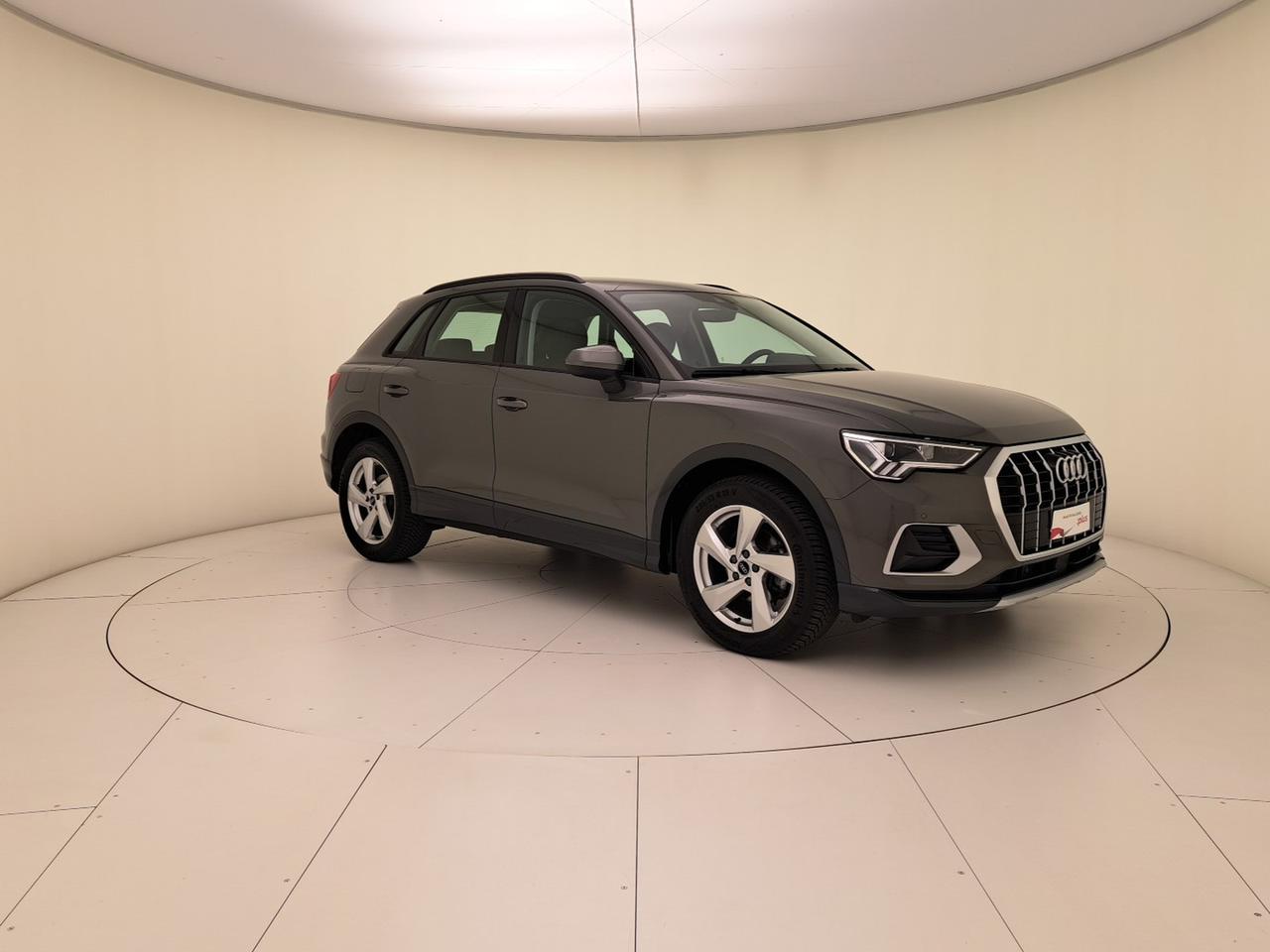 Audi Q3 35 1.5 tfsi business advanced s-tronic