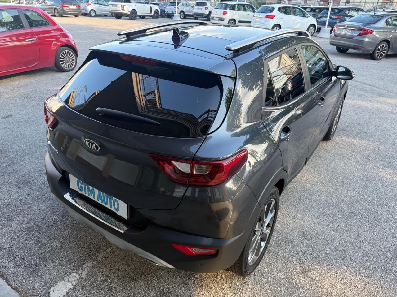 Kia Stonic 1.4 MPI 100 CV - Neopatentati