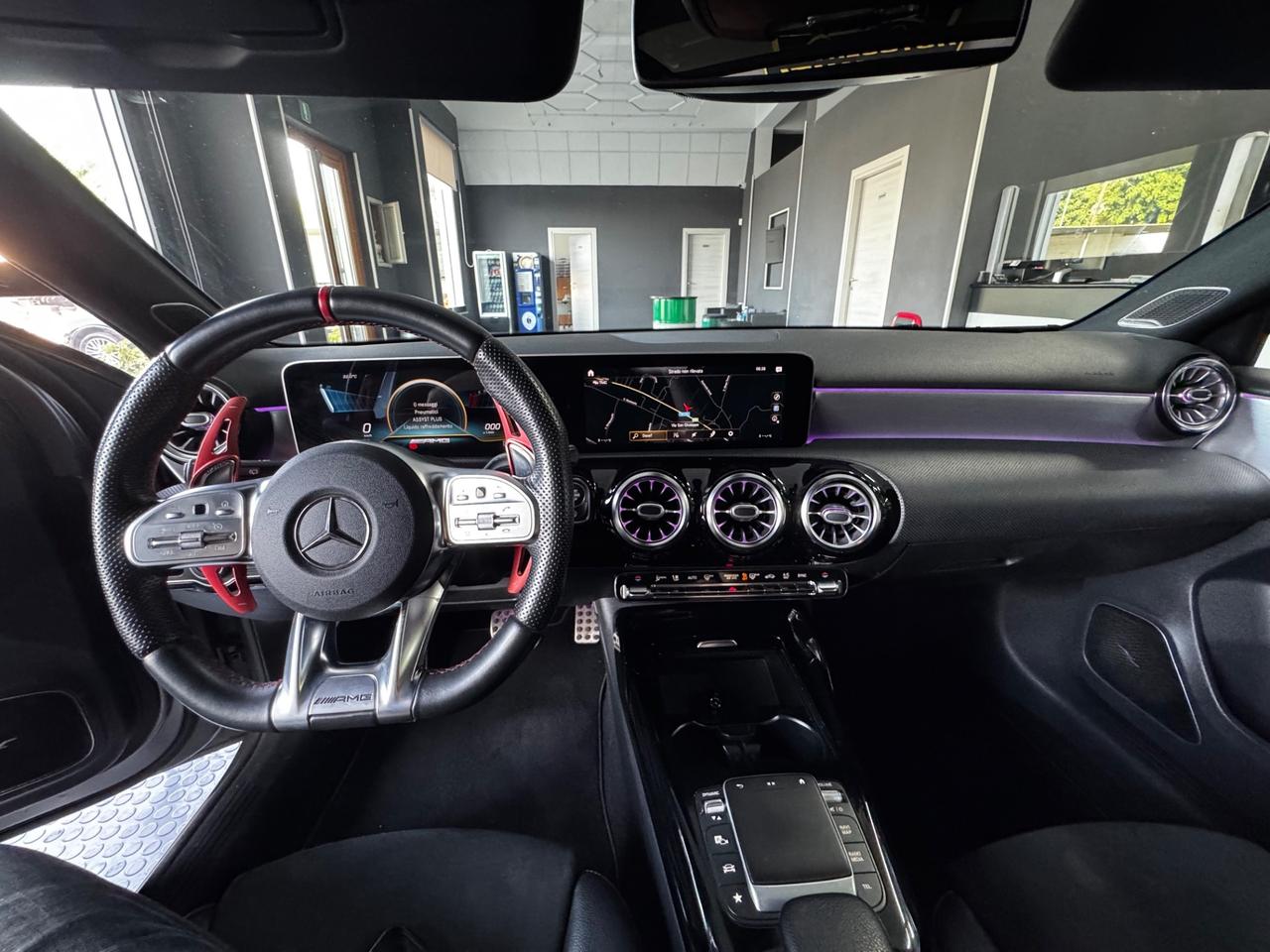Mercedes-benz A 35 AMG premium plus