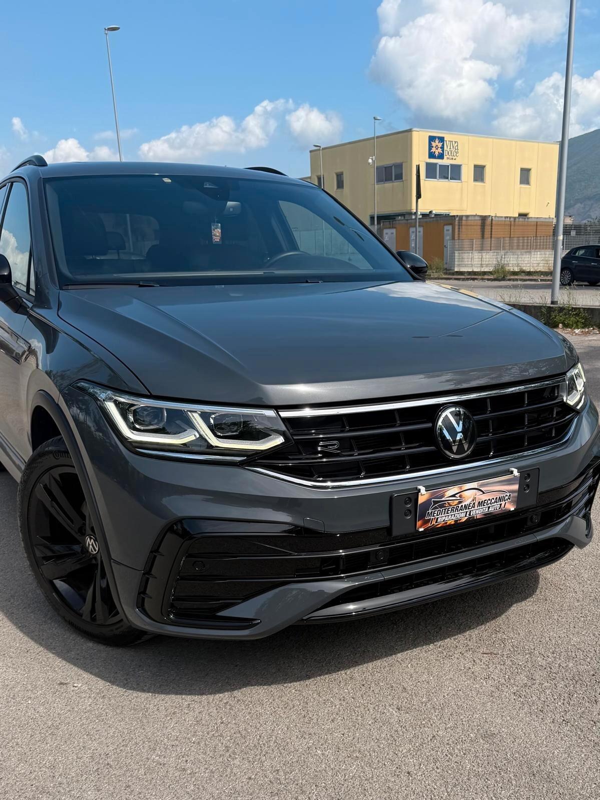 Volkswagen Tiguan 2.0 TDI 150 CV SCR DSG R-Line