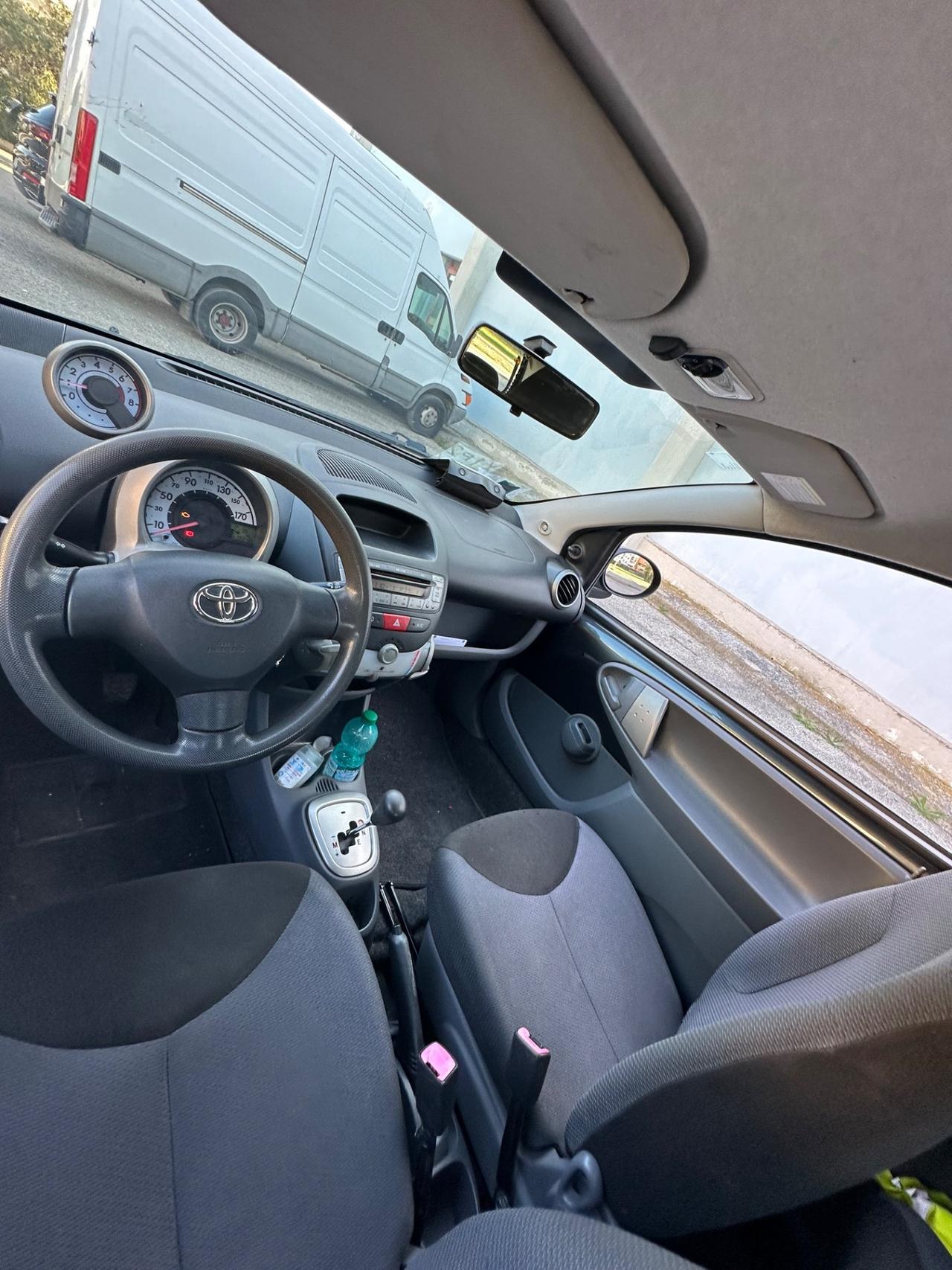Toyota Aygo 1.0 12V VVT-i 3 porte Sol