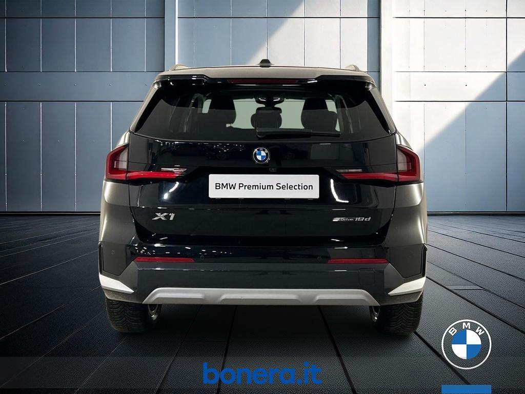 BMW X1 18 d X-Line Edition Essence sDrive DCT