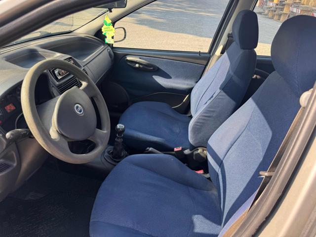 FIAT Punto neopatentati Bellissima Stupenda 1.2 16V 5PDynamic