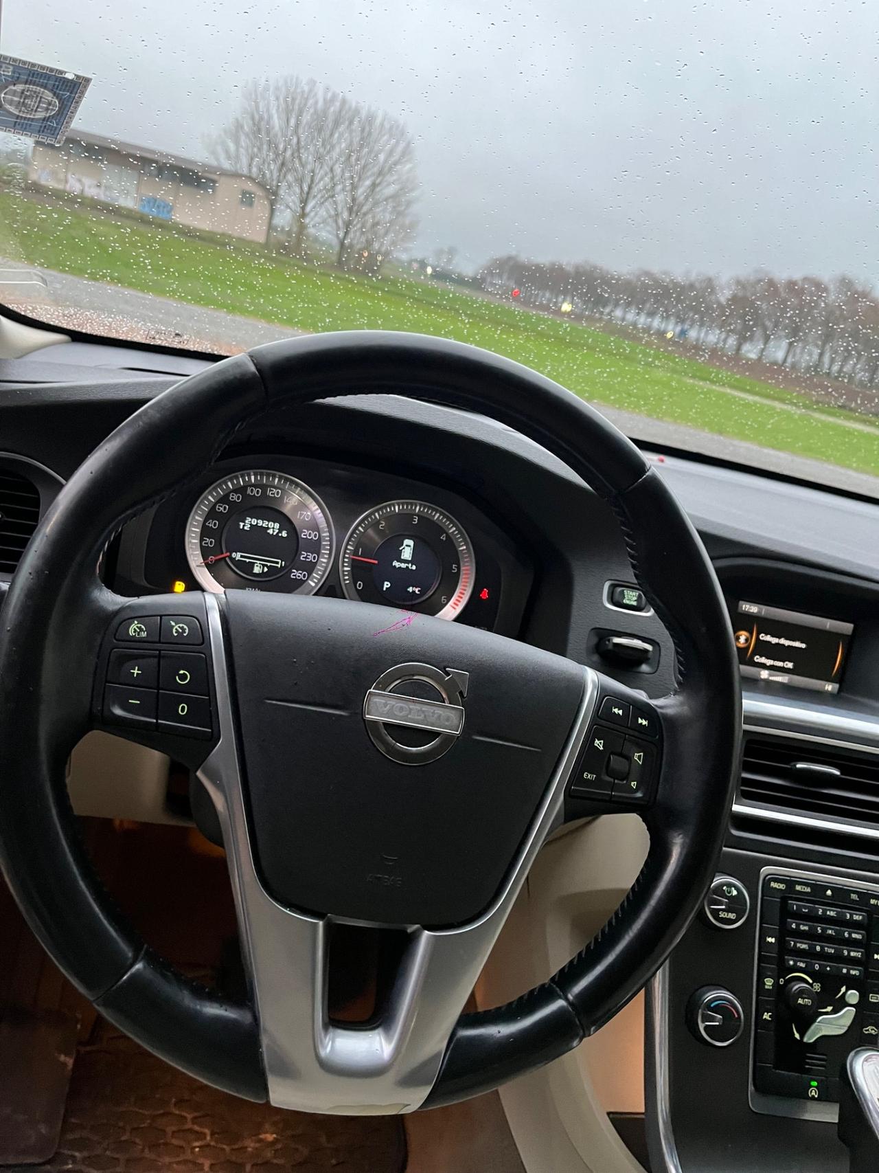 Volvo V60 D2 1.6 Powershift