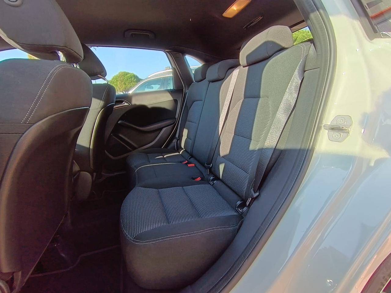 Mercedes-benz B 180 Automatica - Neopatentati Tagliandi Mercedes