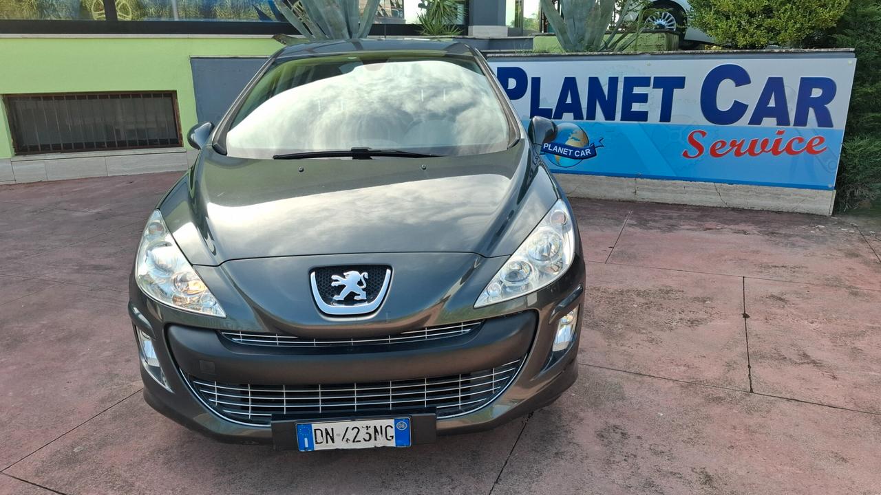 Peugeot 308 1.6 HDi 110CV 5p. 2-Tronic Premium-Automatica-Gancio Traino