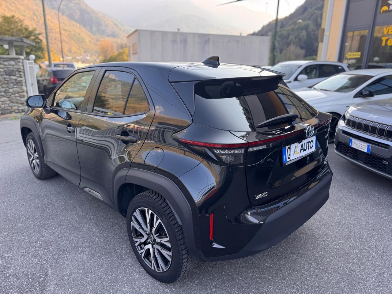 Toyota Yaris Cross 1.5 Hybrid 5p. E-CVT AWD-i Trend