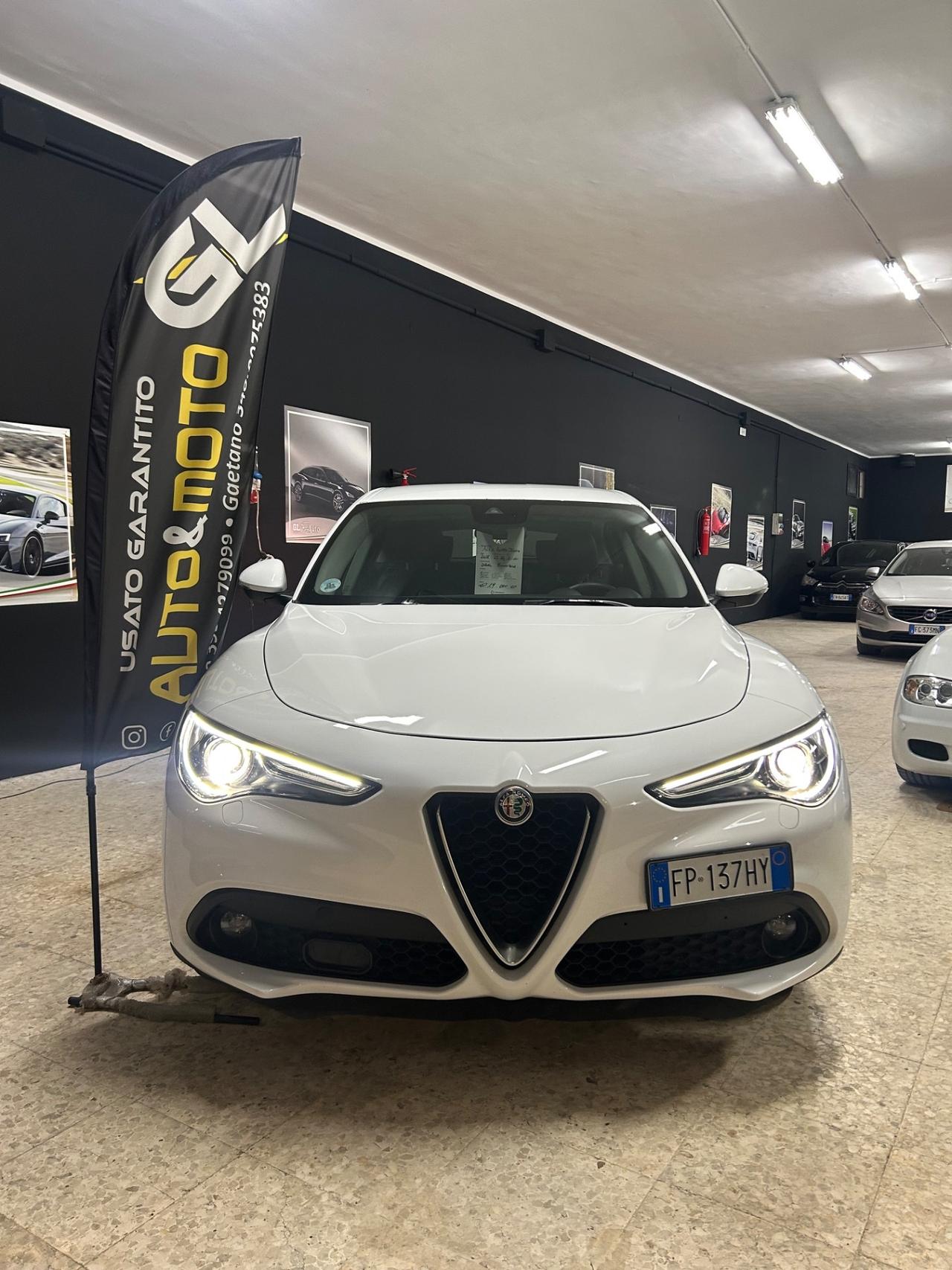 Alfa Romeo Stelvio 2.2 Turbodiesel 150 CV AT8 RWD Super