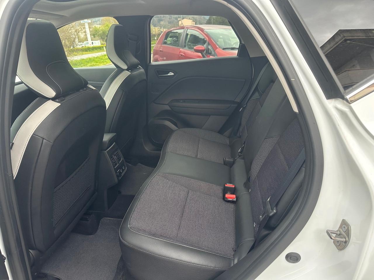 Renault Captur Full Hybrid E-Tech 145 CV Techno