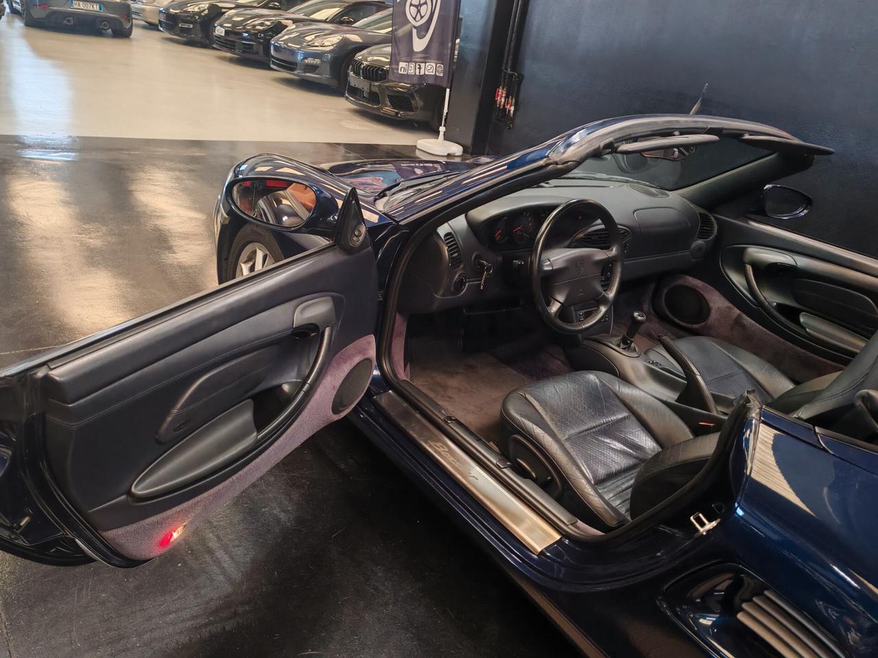 Porsche Boxster 2.5i 24V asi