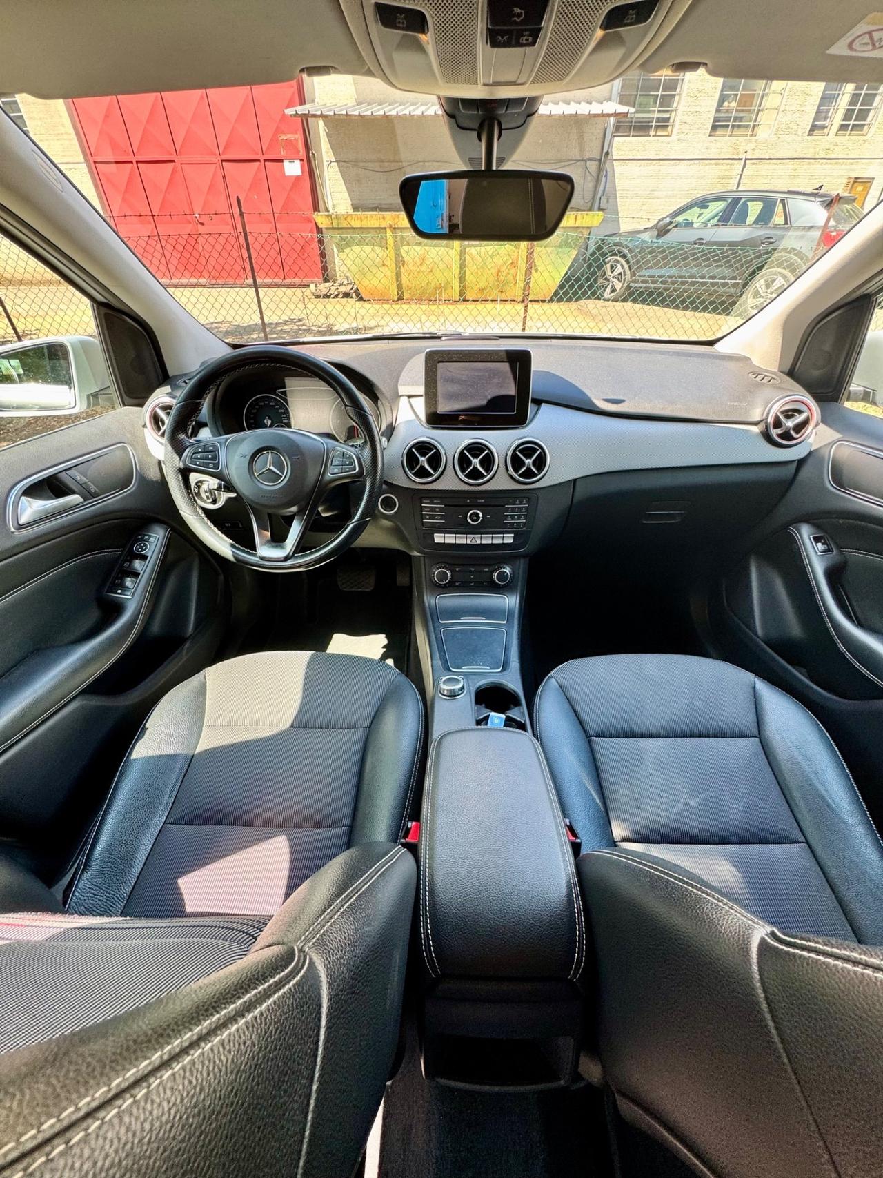 Mercedes-benz B 200 d Automatic Executive