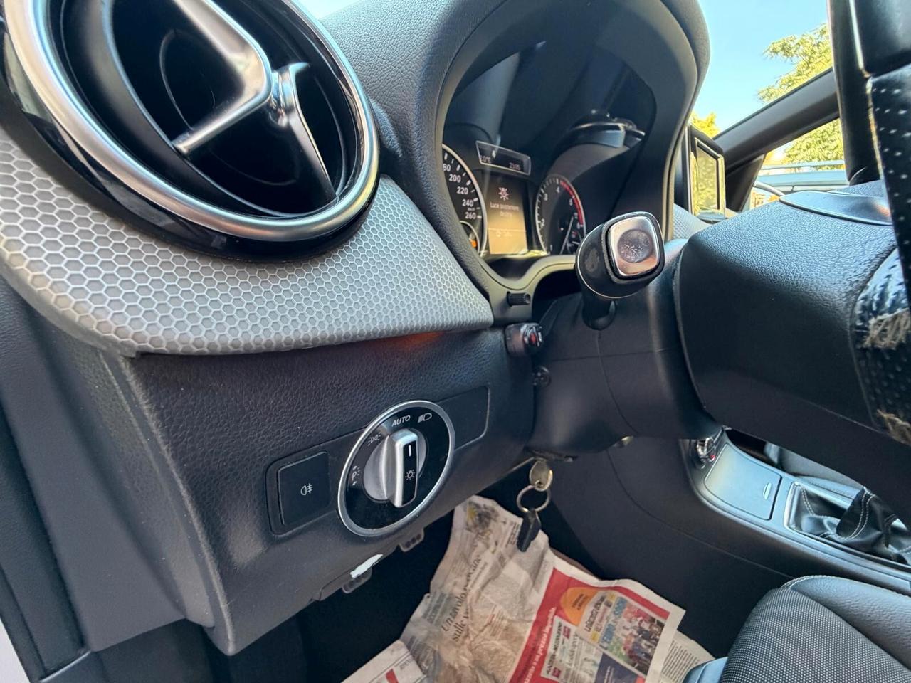 Mercedes-benz B 200 CDI BlueEFFICIENCY Premium