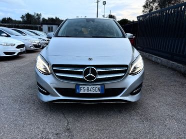 MERCEDES-BENZ B 200 d Automatic Sport
