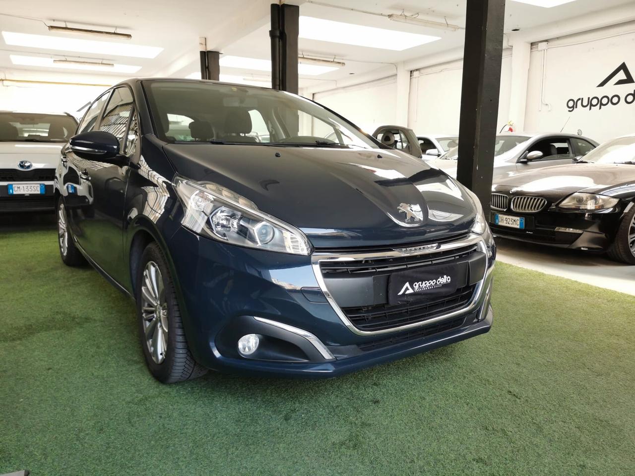 Peugeot 208 PureTech Allure GARANZIA 12 MESI