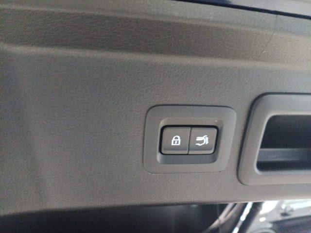 MAZDA CX-30 2.0L Skyactiv-G M Hybrid 2WD Exclusive