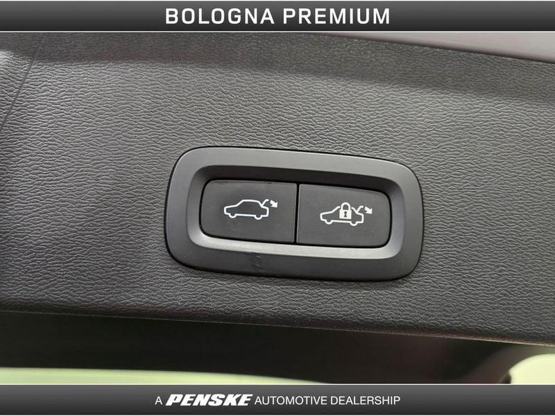 Volvo XC40 XC40 B3 automatico Core