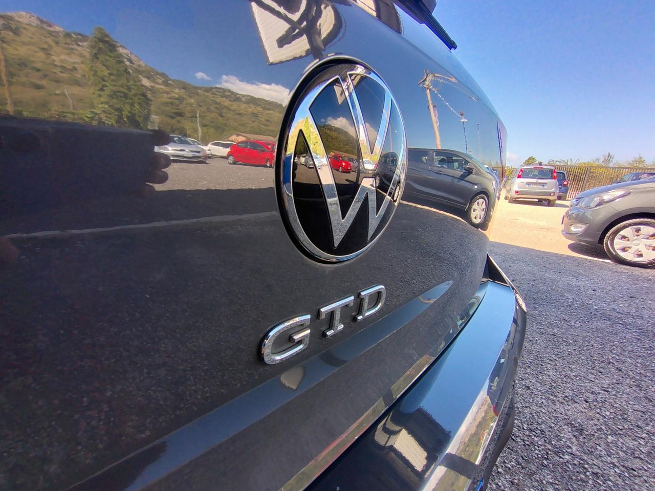 Volkswagen Golf 2.0 TDI GTD DSG