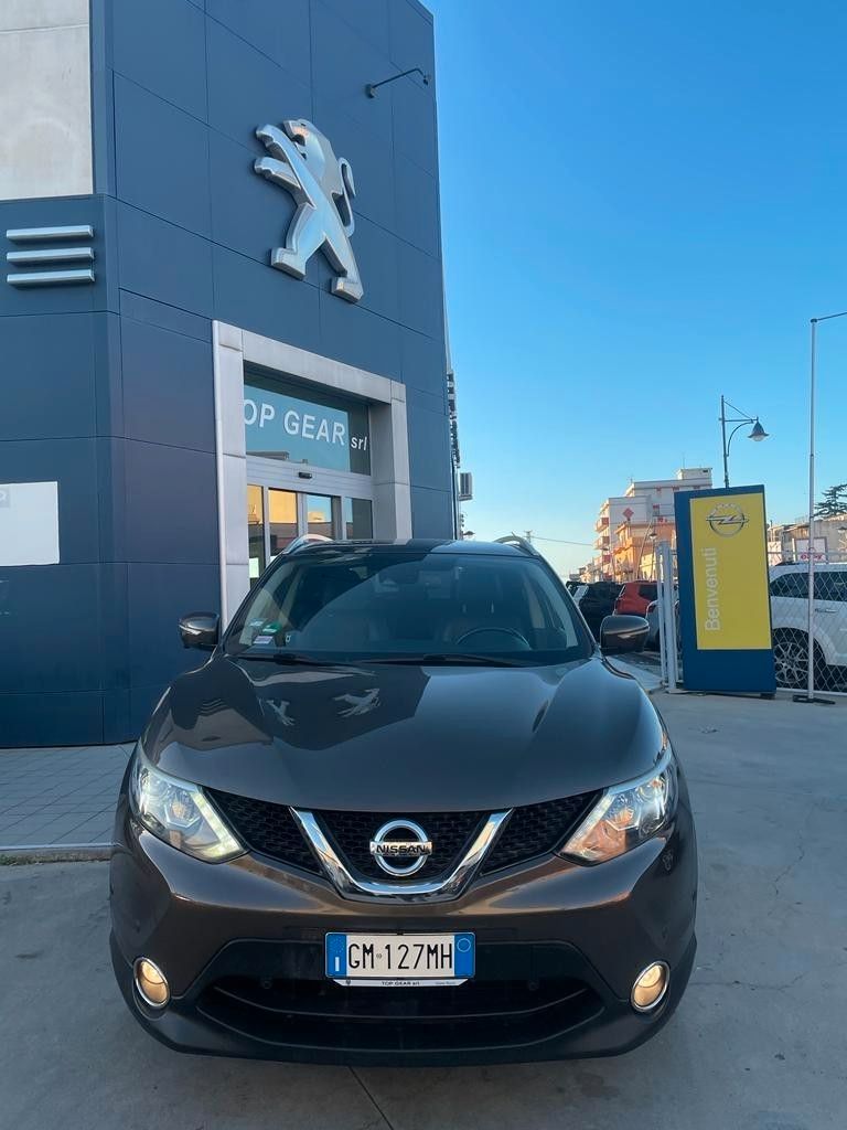 Nissan Qashqai 1.5 dCi DPF Tekna-Pure Drive