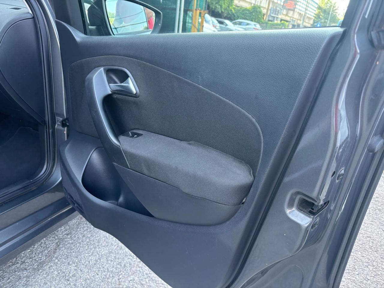 Volkswagen Polo 1.2 70CV 5p. OK NEOPATENTATI