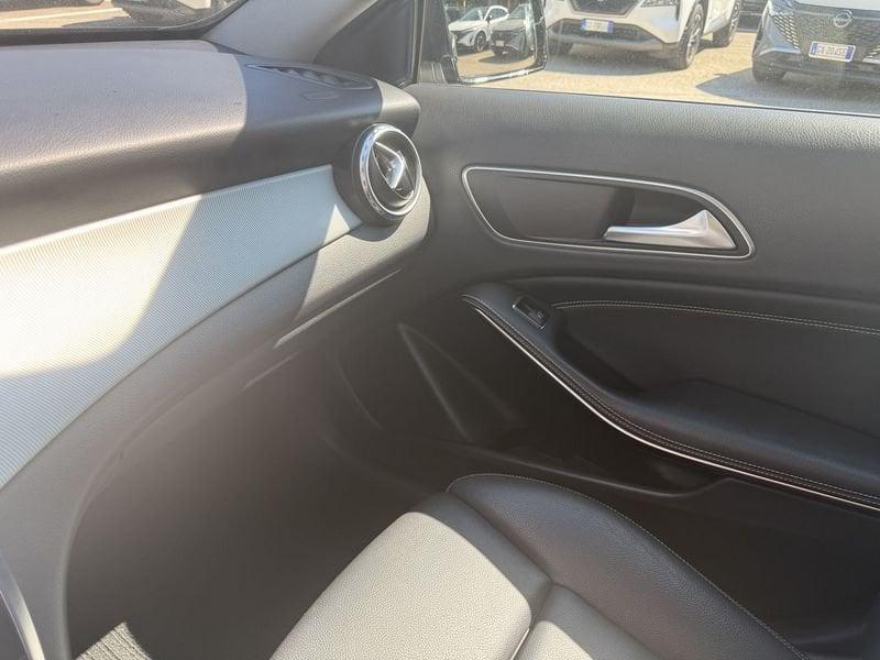 Mercedes-Benz GLA 200 d Automatic 4MATIC Sport