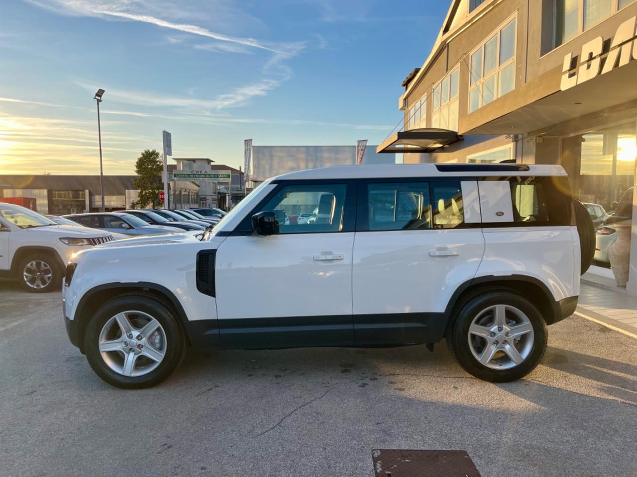 Land Rover Defender 110 2.0 SD4 AWD Auto HSE