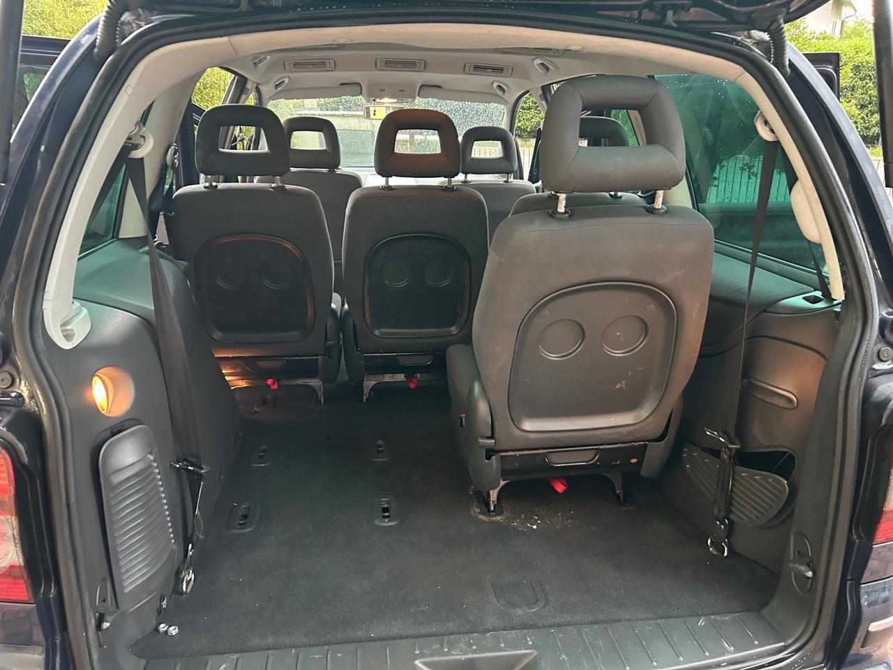 Volkswagen Sharan 2.0 TDI 103 kw