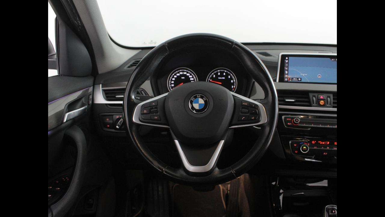 BMW X1 F48 2019 - X1 sdrive18i 140cv