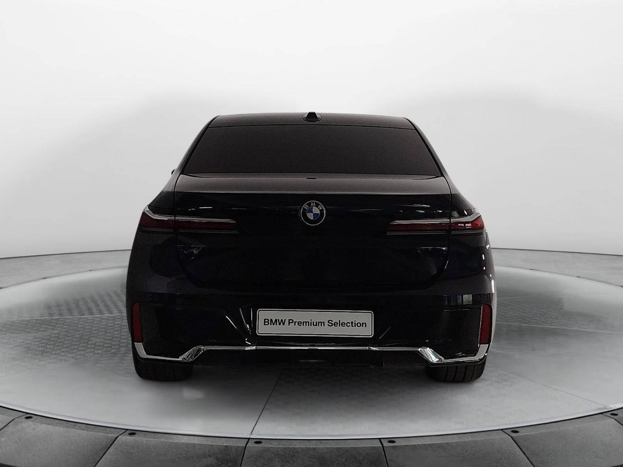 BMW Serie 7 740d xDrive mhev MSport