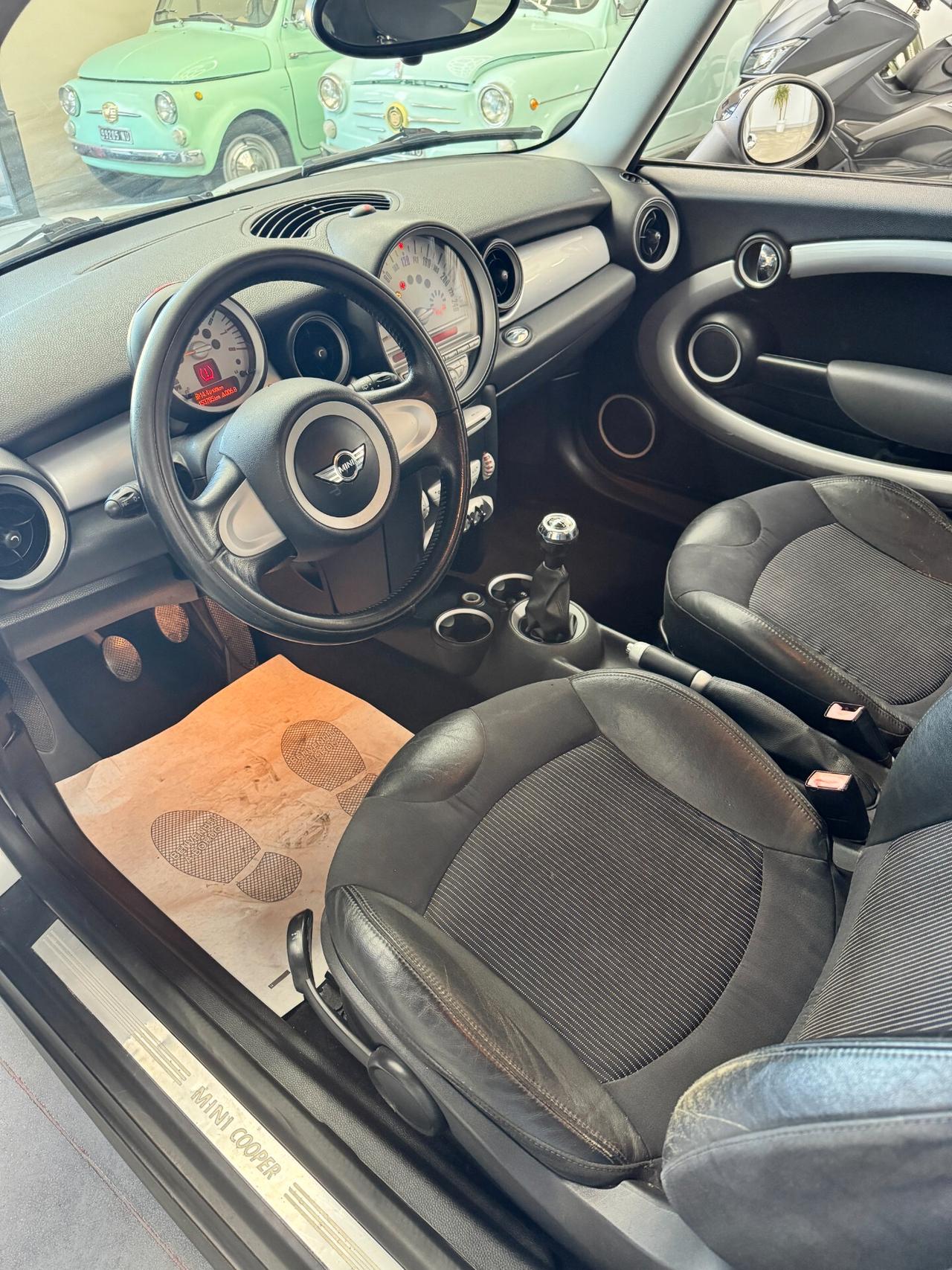 Mini Mini 1.6 16V Cooper