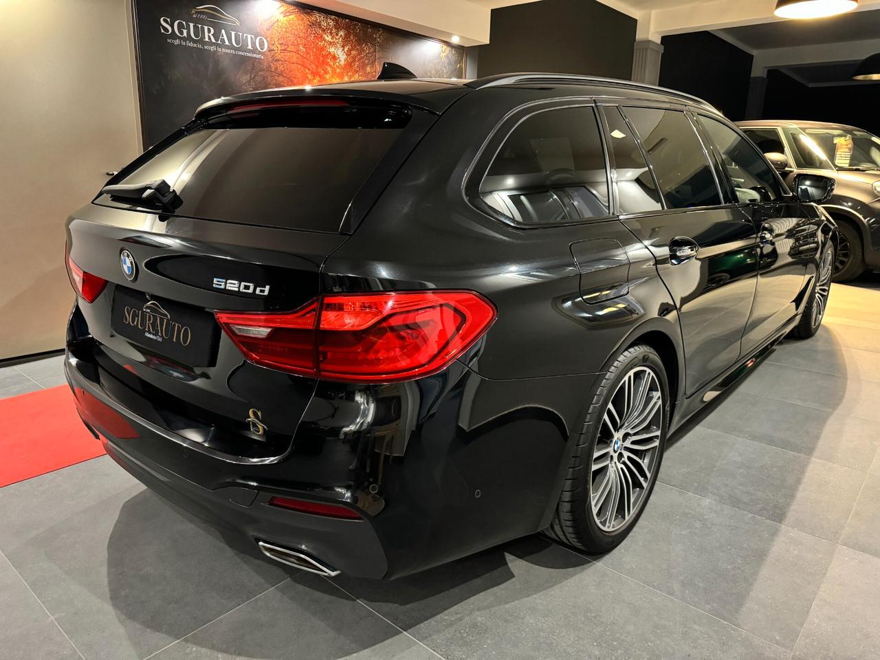 BMW 520D TOURING M-SPORT 2020