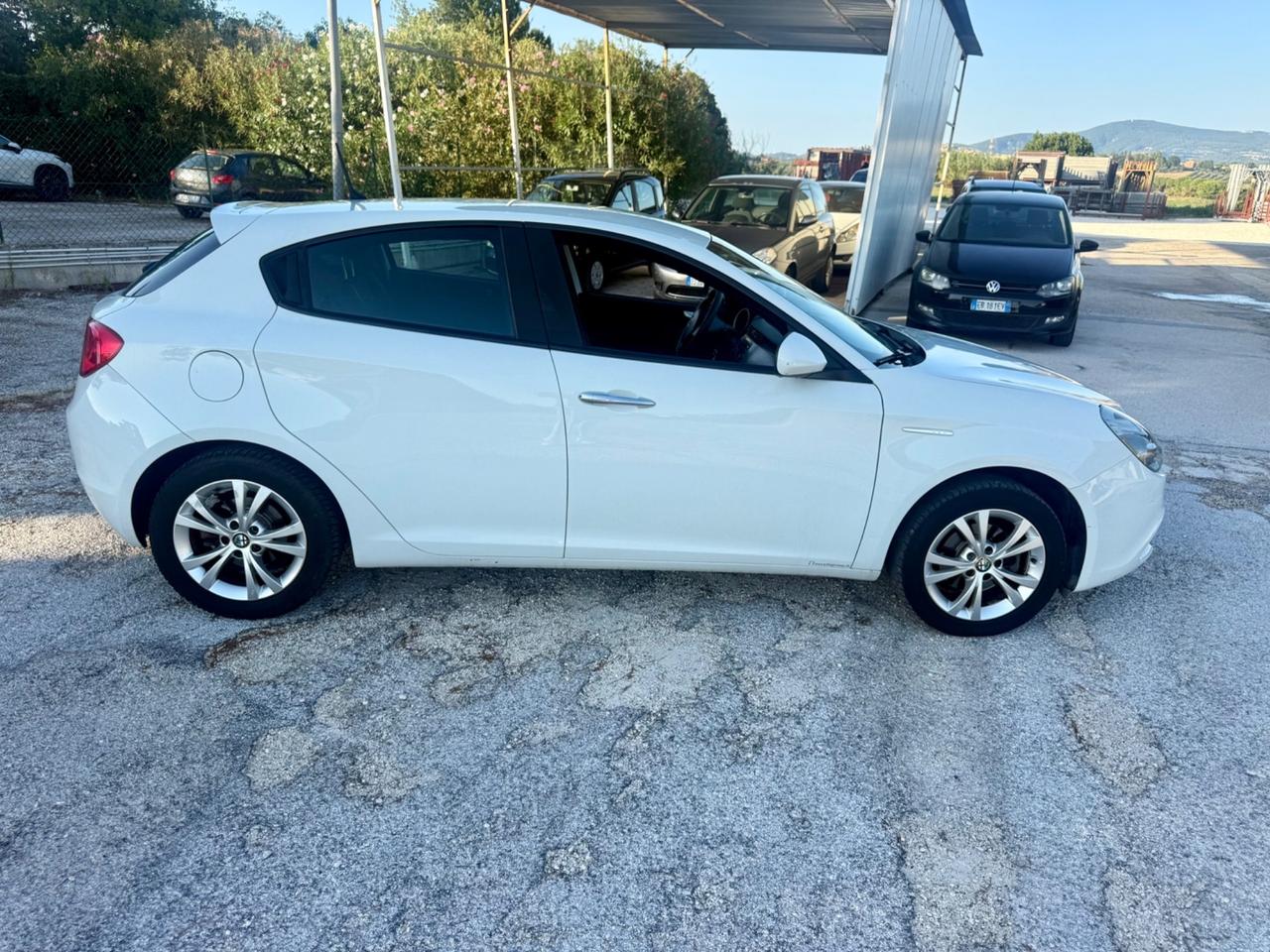 Alfa Giulietta Turbo Benzina Metano EURO6B Neopatentati