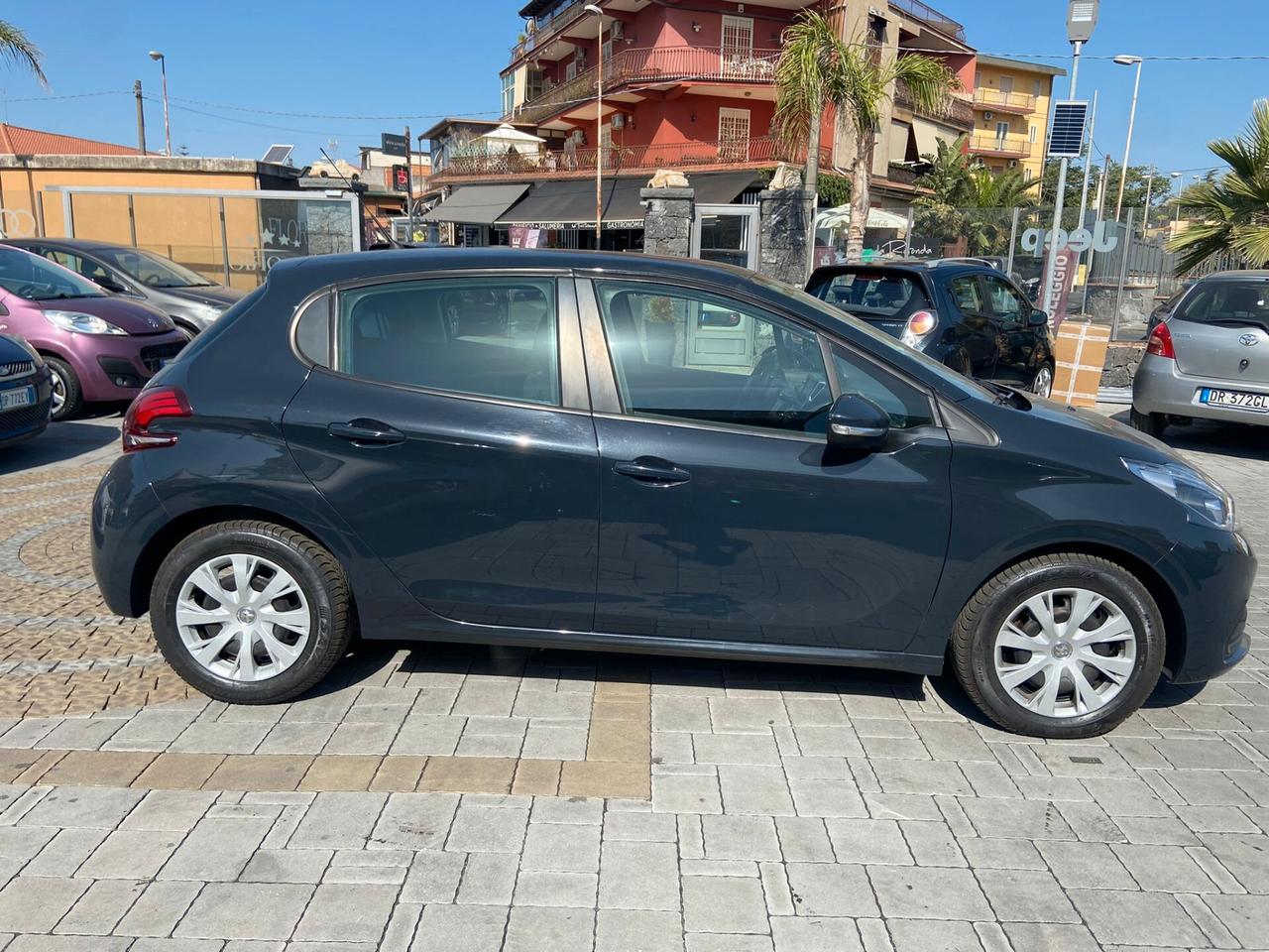 Peugeot 208 BlueHDi 75 5 porte Active