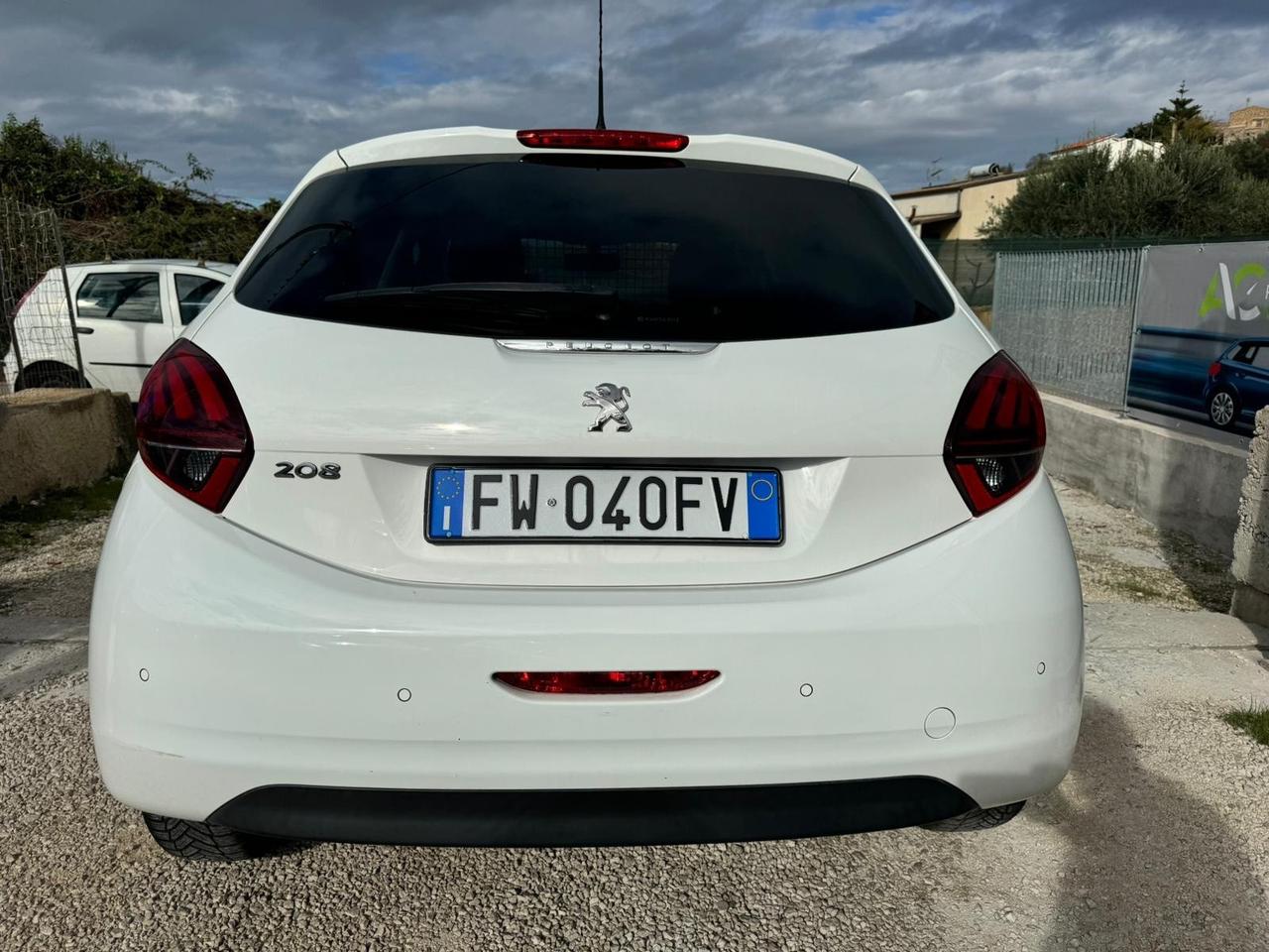 Peugeot 208 BlueHDi 100 S&S 5 porte Active
