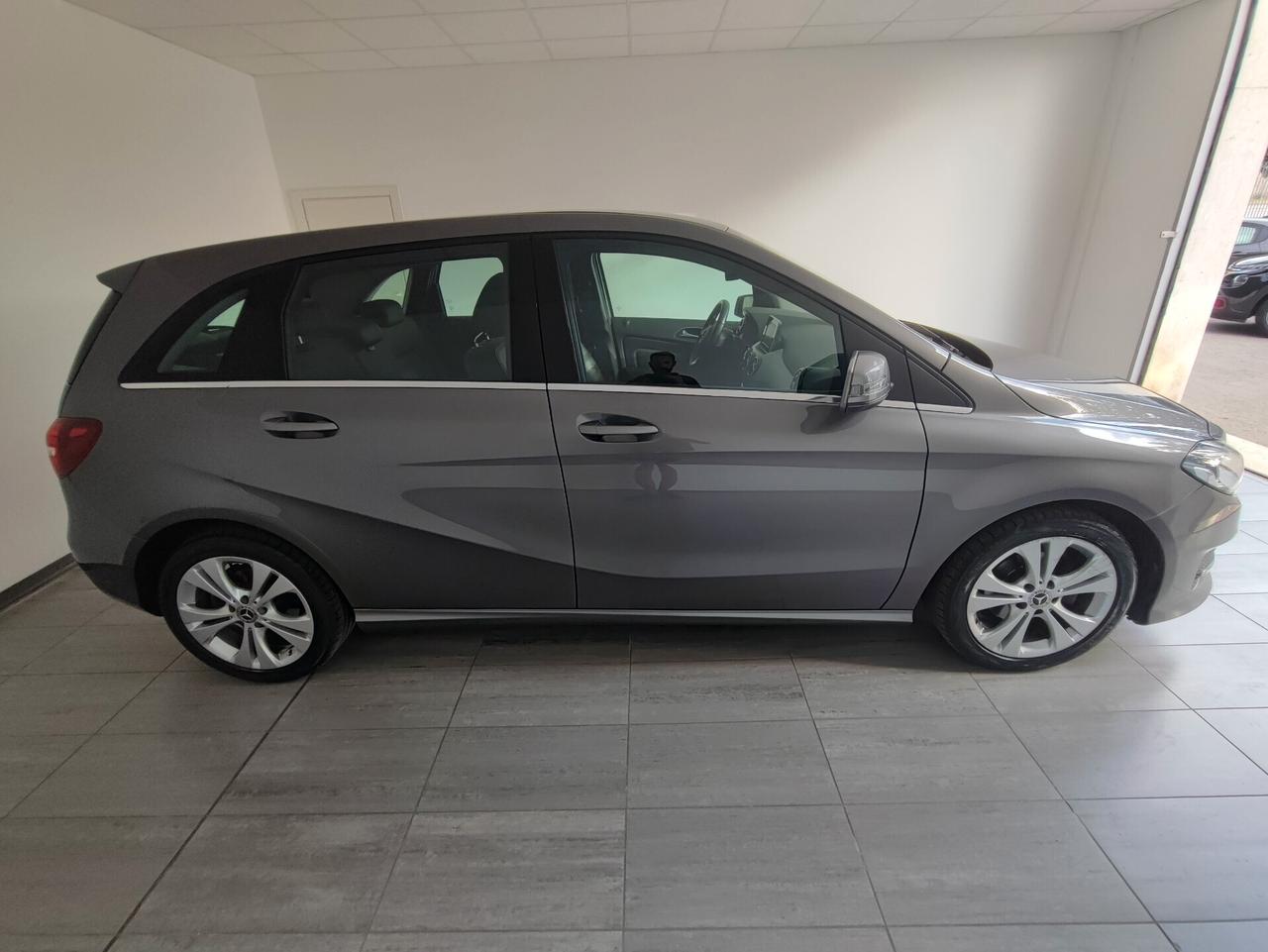 Mercedes-benz B 180 d Premium