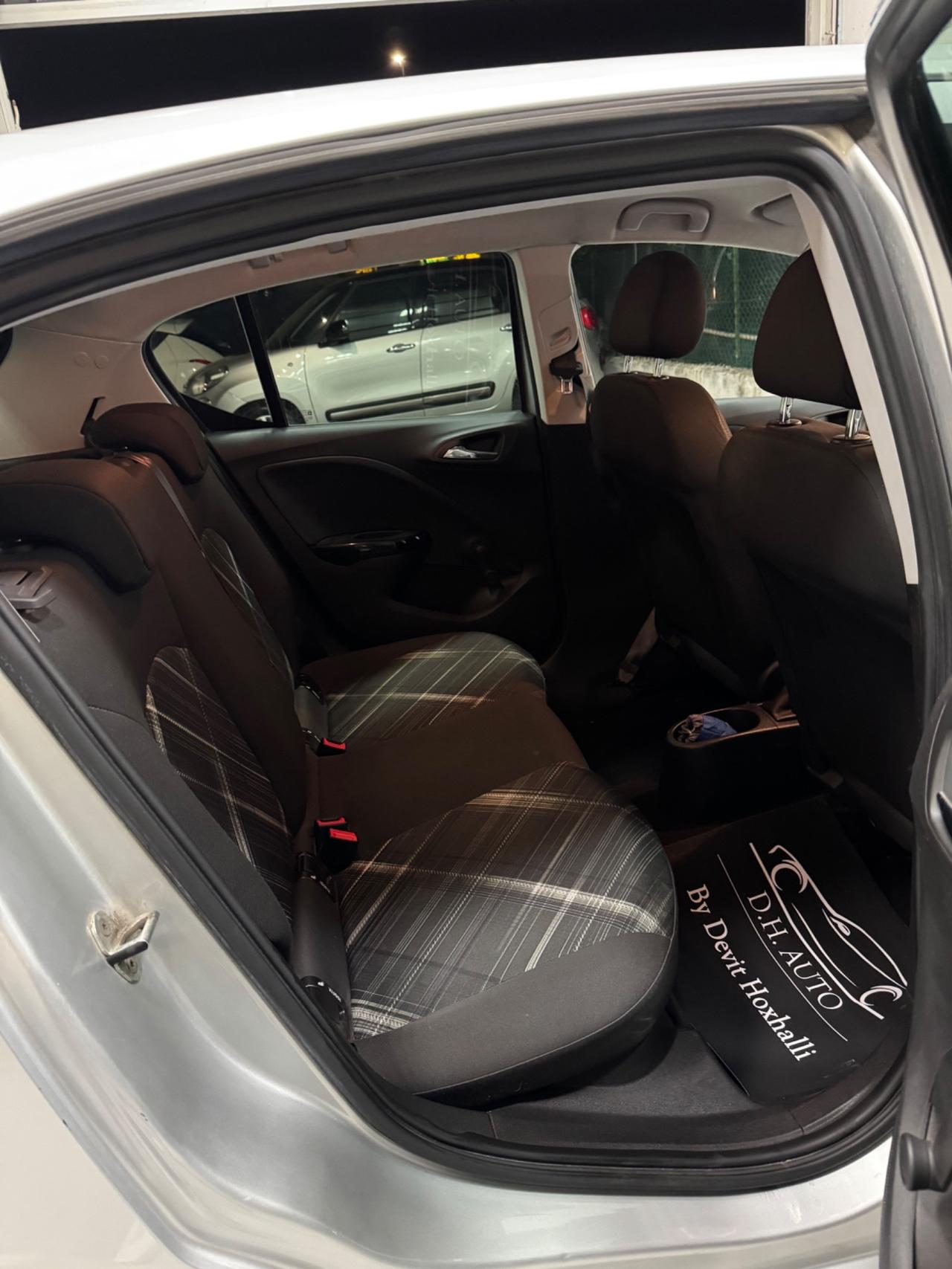 Opel Corsa 1.4 90CV GPL Tech 5 porte b-Color