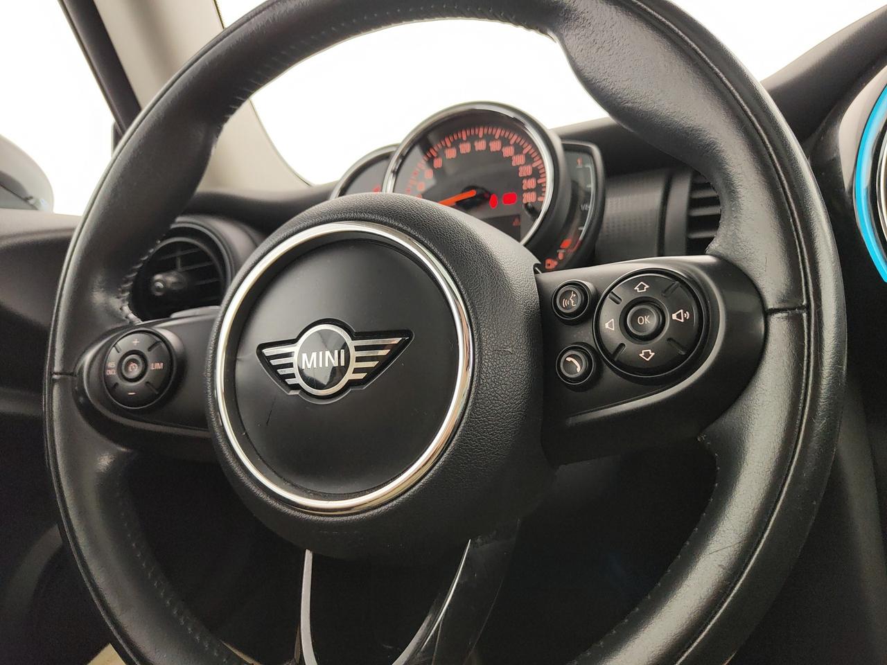 MINI Mini IV F56 2018 3p - Mini 3p 1.5 Cooper D Hype auto