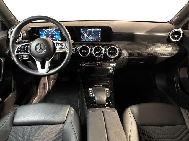 MERCEDES-BENZ A 180 d Automatic Business