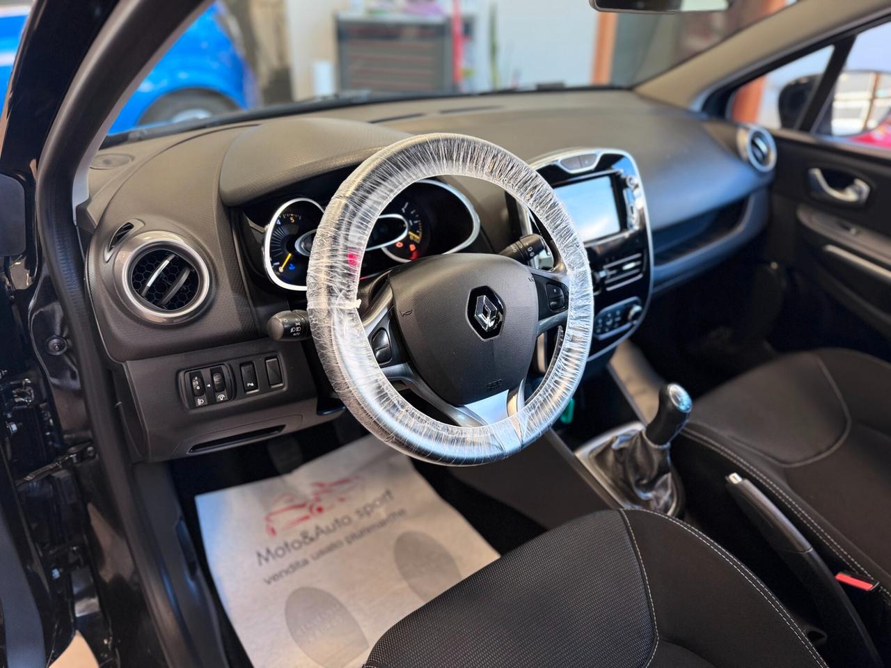 Renault Clio 1.5 dCi 8V 75CV 5 porte Costume National