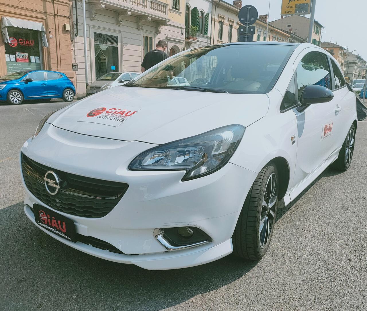 Opel Corsa 1.2 Coupé b-Color Neopatentati