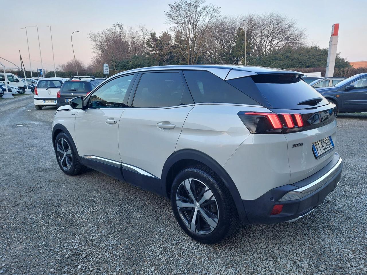 Peugeot 3008 BlueHDi 130 S&S GT Line STUPENDA