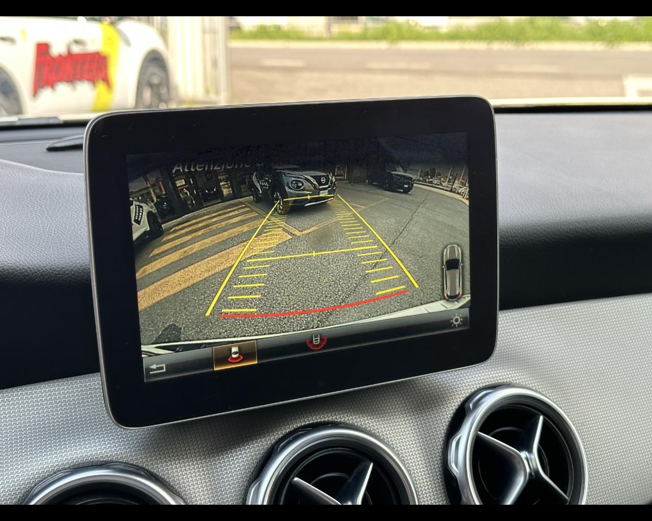 Mercedes-Benz GLA (X156) - GLA 200 d Automatic 4Matic Sport