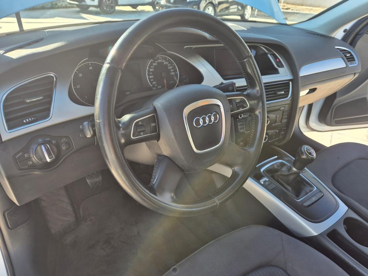 Audi A4 2.0 TDI 120 CV Ambiente